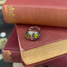 Load image into Gallery viewer, 14k White Gold Diamond and Peridot Ring