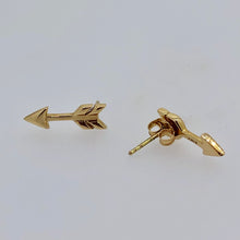 Load image into Gallery viewer, Arrow Earrings